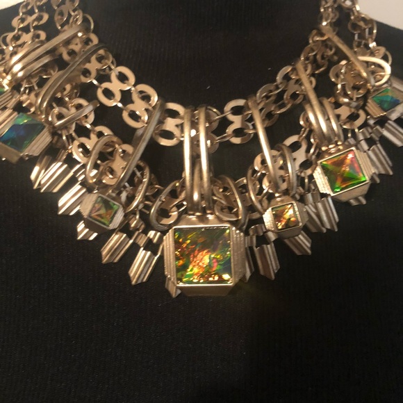 Gold statement necklaces- costume jewelry - Picture 2 of 3